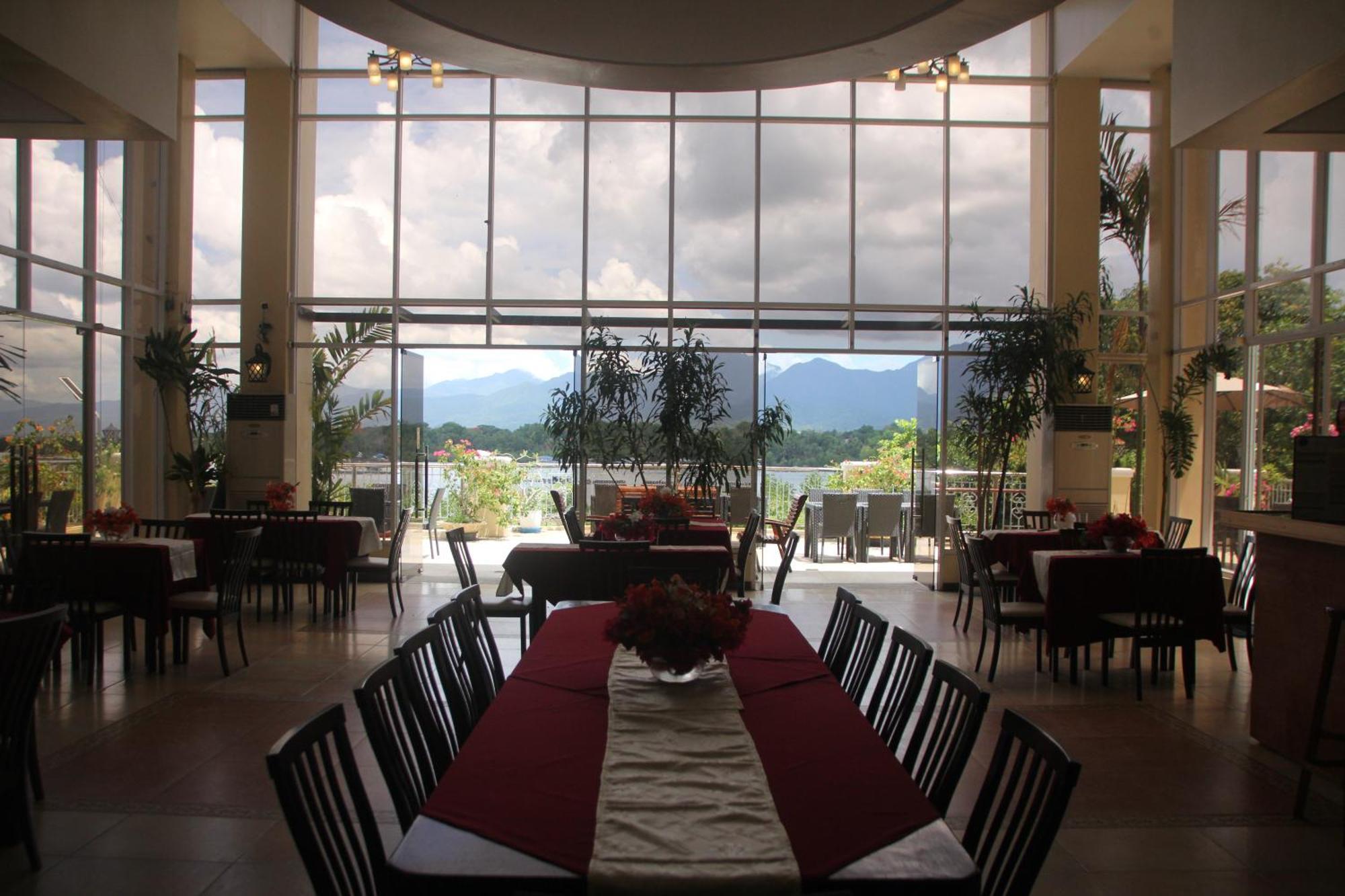 Hotel Palacio Пуэрто-Принцеса Экстерьер фото
